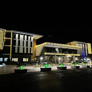 Deluxe And Spa Resort Koplik