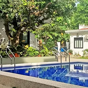 Alona Whitehouses Resort Panglao-stad