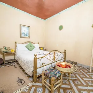 Nicedinaa Riad
